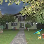Dağ evi Arxontiko *