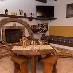 Dağ evi Arxontiko