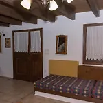Dağ evi Arxontiko *